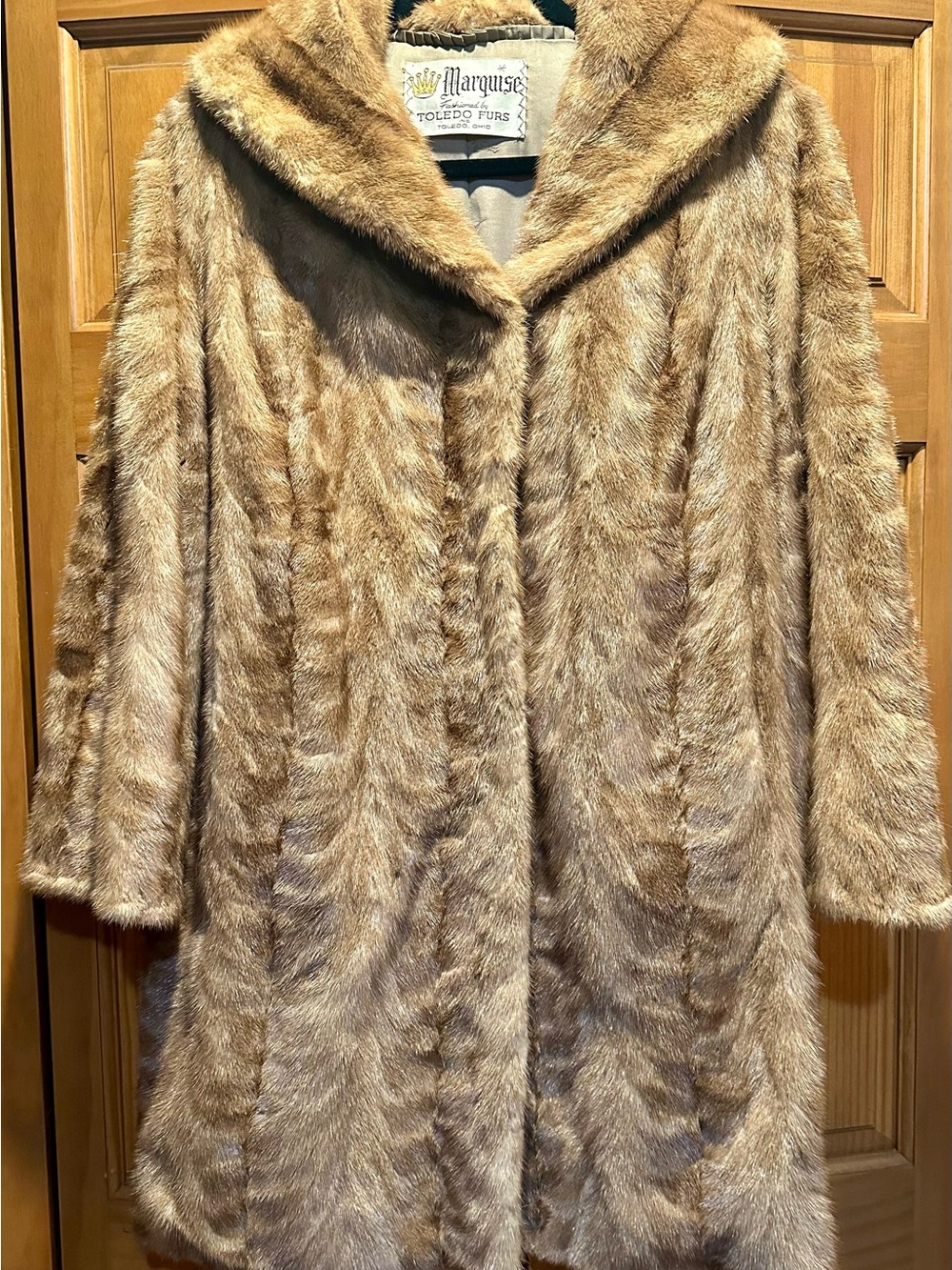 Marquise VINTAGE Fur Coat